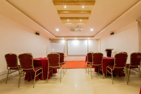 Коимбатур: FabHotel Prime Royal Castle