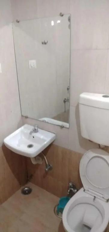 Бхопал: Hotel Pisals