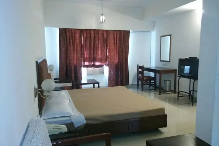 Бина-Етава: Hotel Regency Bina