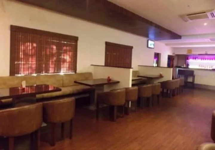 Соманур: Gayathri Hotel