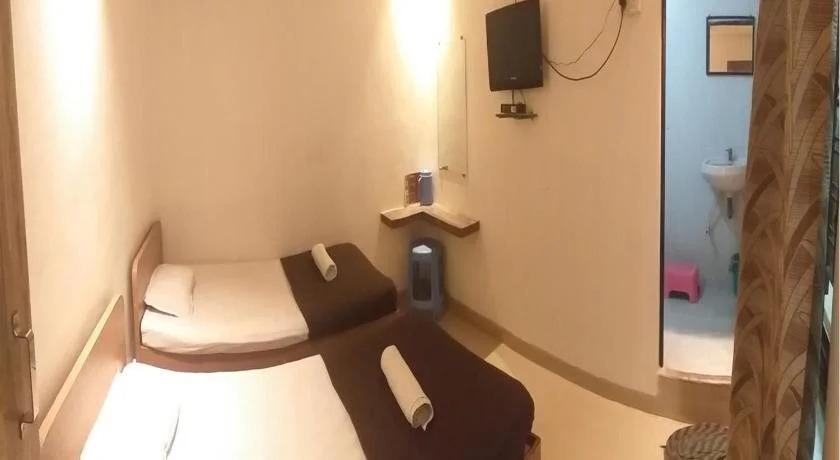 Нандед: Hotel Ashirwad Lodge