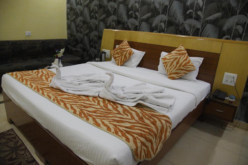 Bilaspur: Hotel Vinayak Palace
