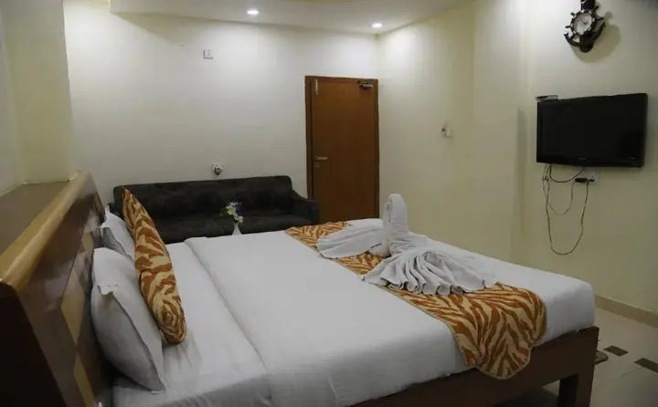 Bilaspur: Hotel Vinayak Palace