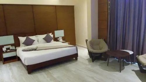 Триссур: Chand V Residency
