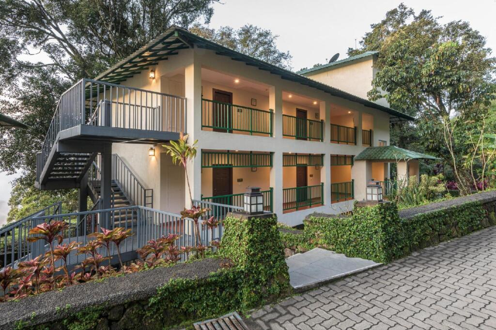 Муннар: Club Mahindra Mount Serene Resort
