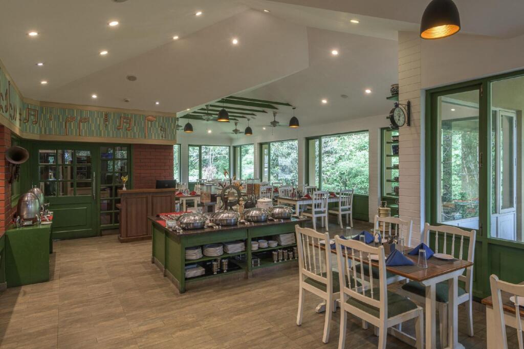 Club Mahindra Mount Serene Resort — фото 4