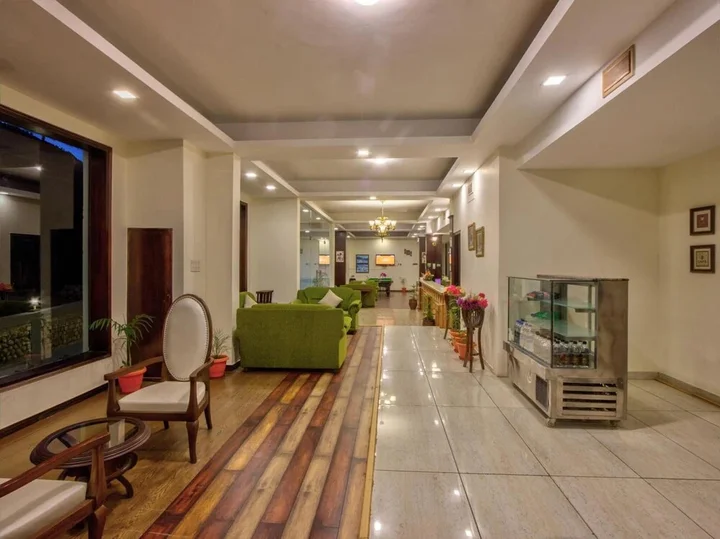 Манали: The Katoch Grand Resort