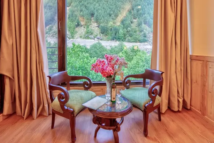 Манали: The Katoch Grand Resort