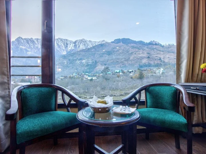 Манали: The Katoch Grand Resort
