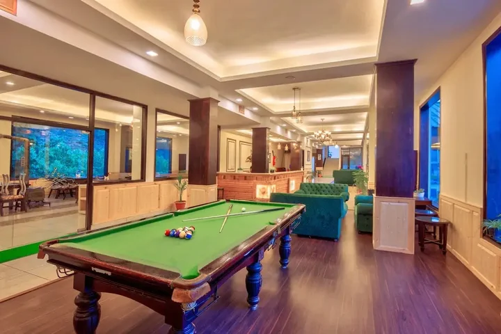 Манали: The Katoch Grand Resort