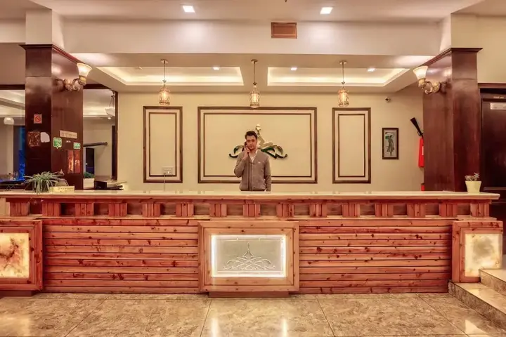 Манали: The Katoch Grand Resort
