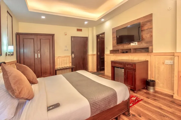 Манали: The Katoch Grand Resort