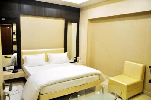 Канпур: Hotel Tirupati Galaxy