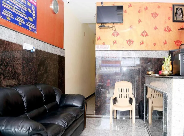 Шрикалахасти: Hotel Shubhanga Residency