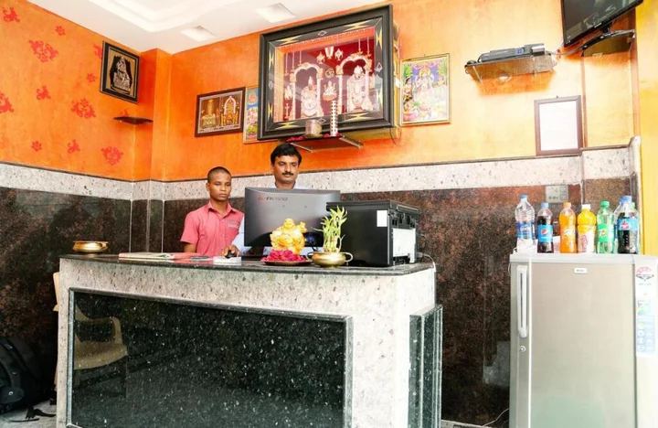 Шрикалахасти: Hotel Shubhanga Residency