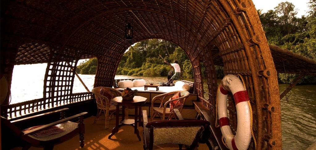 Аллеппи: Spice Coast Cruises - CGH Earth