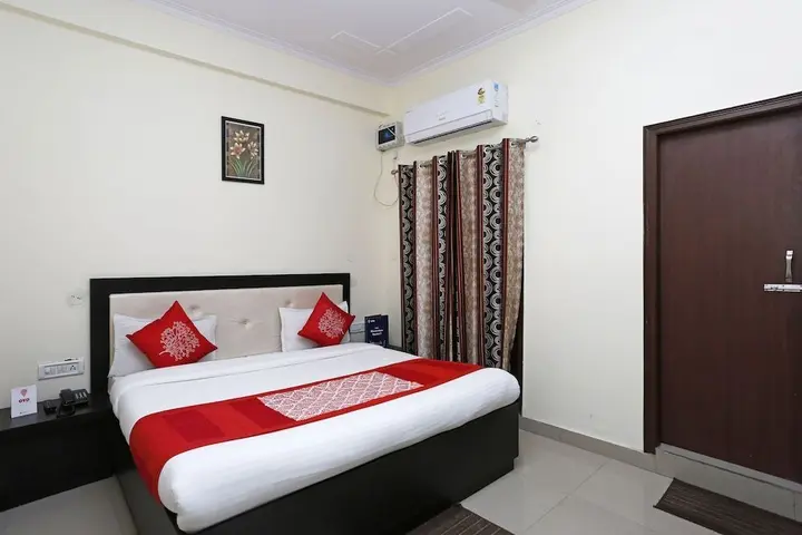 Дехрадун: OYO 5424 Pushpanjali Residency