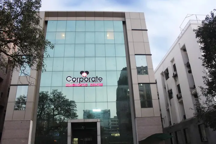 Нью-Дели: Fabhotel Broadway Inn Nehru Place