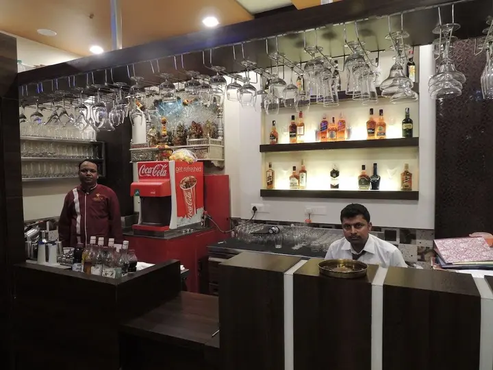 Тхане: Hotel Kashish International