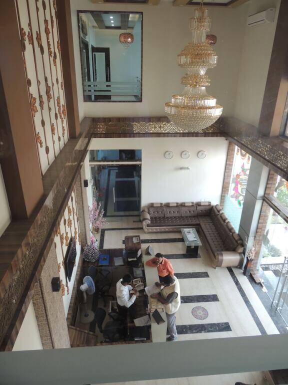 Тхане: Hotel Kashish International