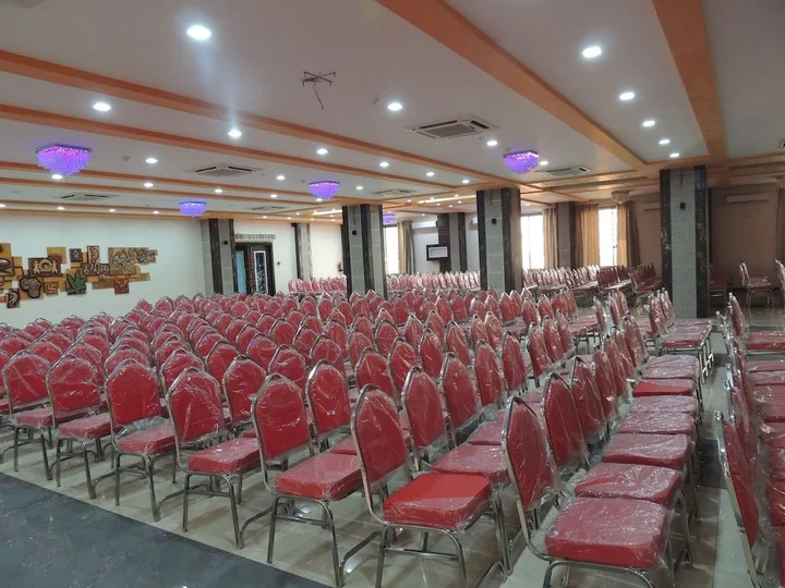 Тхане: Hotel Kashish International