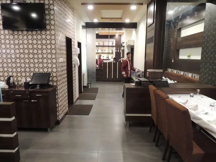 Тхане: Hotel Kashish International