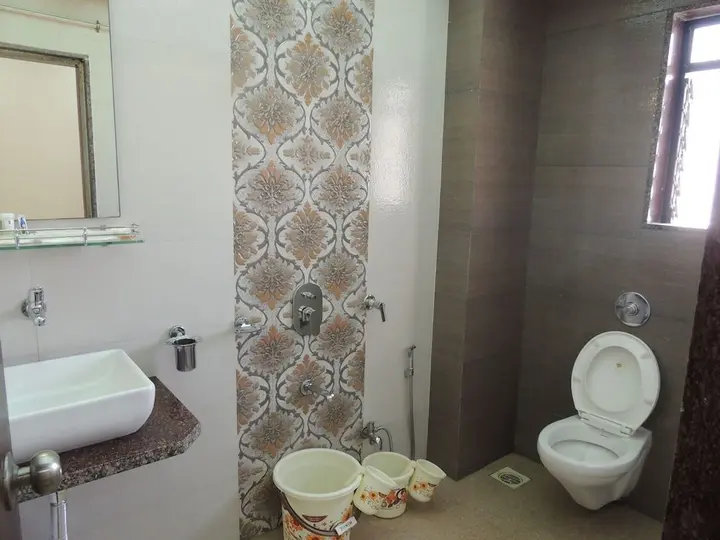 Тхане: Hotel Kashish International