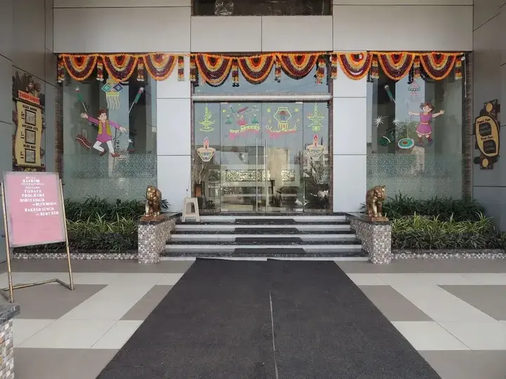 Тхане: Hotel Kashish International