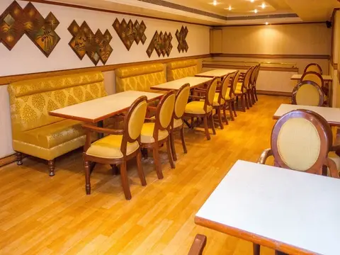 Бангалор: OYO 5861 Ballal residency