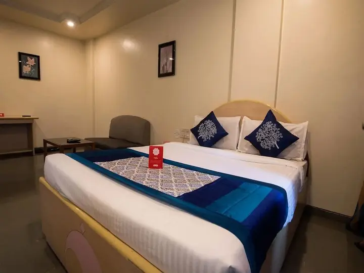 Пимпри-Чинчвад: OYO 9739 Hotel Ratnalok