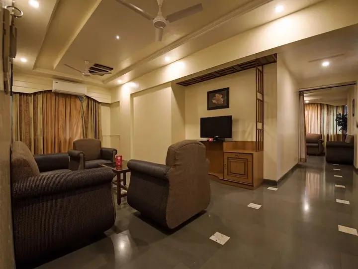 Пимпри-Чинчвад: OYO 9739 Hotel Ratnalok