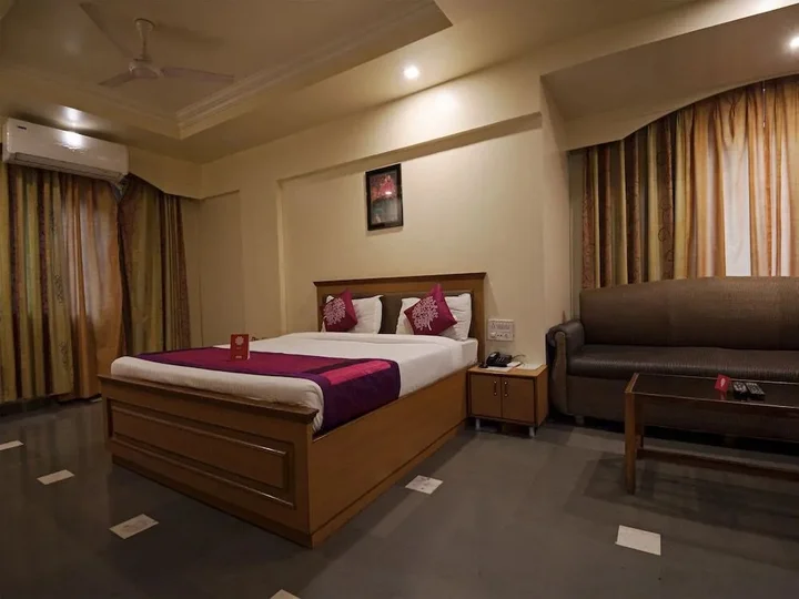 Пимпри-Чинчвад: OYO 9739 Hotel Ratnalok