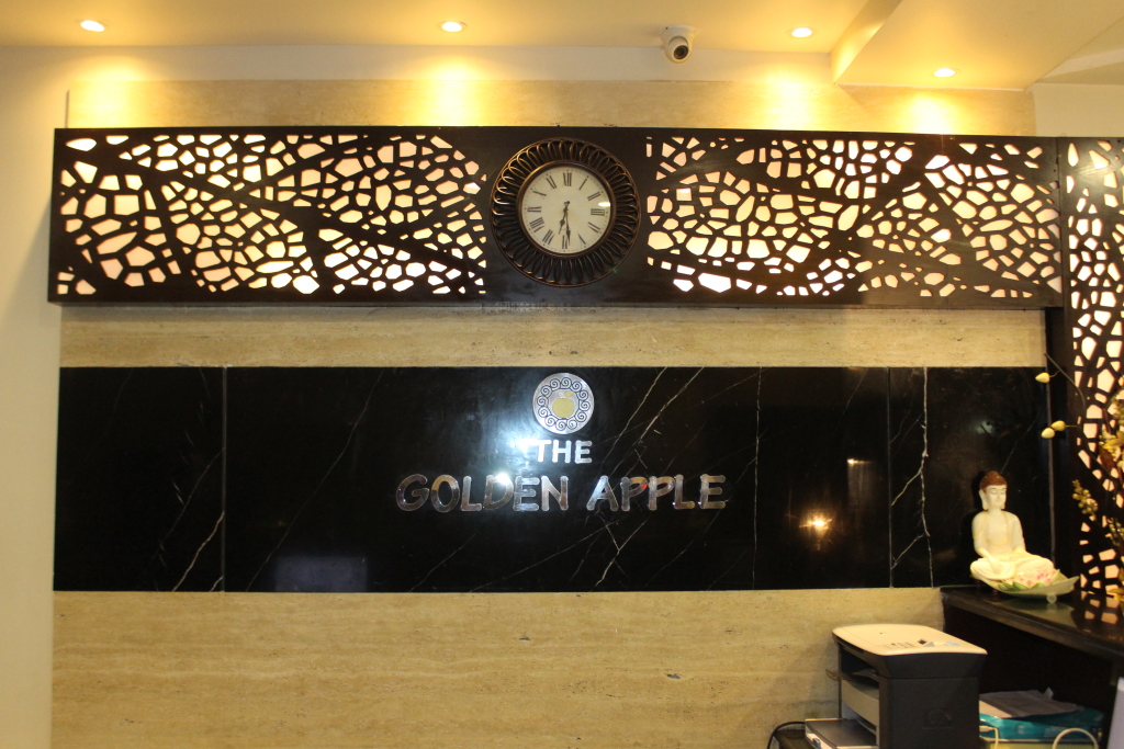 Лакхнау: Отель The Golden Apple