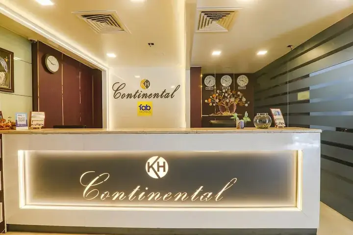 Лакхнау: The Continental Lucknow
