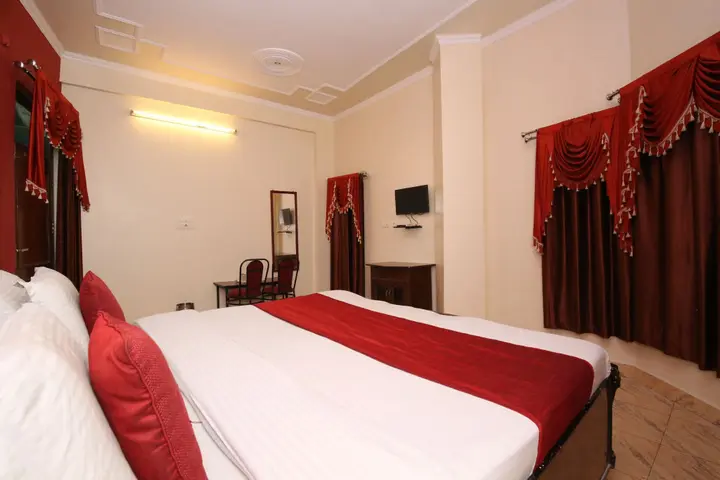 Джаландхар: Hotel Hotel Arneja