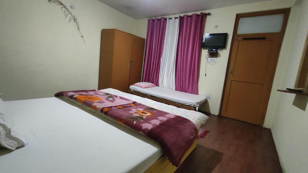 Манали: Manali top Inn & Cafe