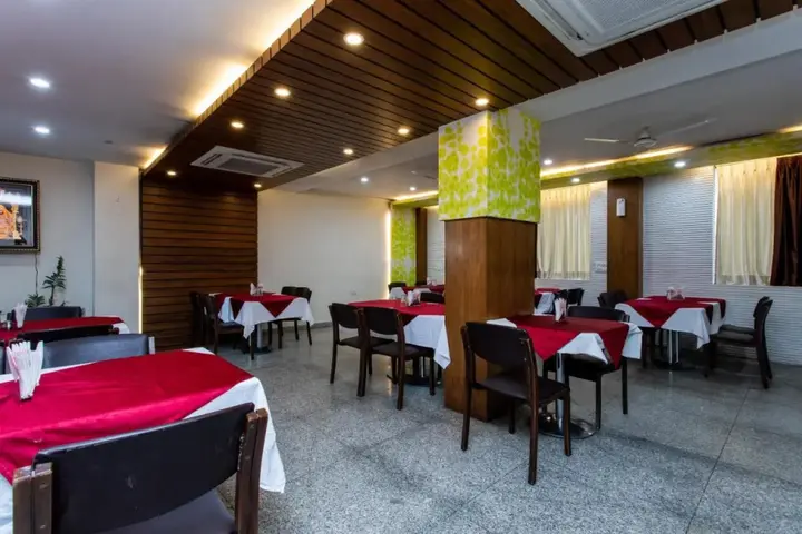 Бхопал: Mohit Regency Hotel