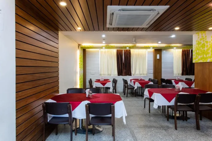 Бхопал: Mohit Regency Hotel