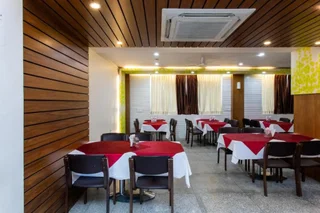 Бхопал: Mohit Regency Hotel