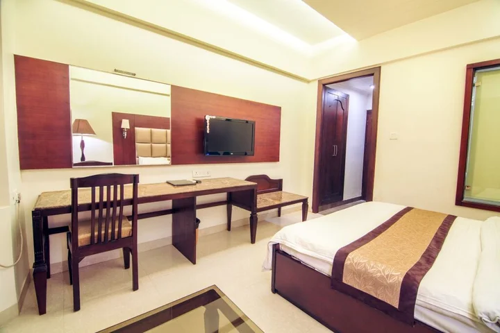 Матхура: Hotel Abhinandan