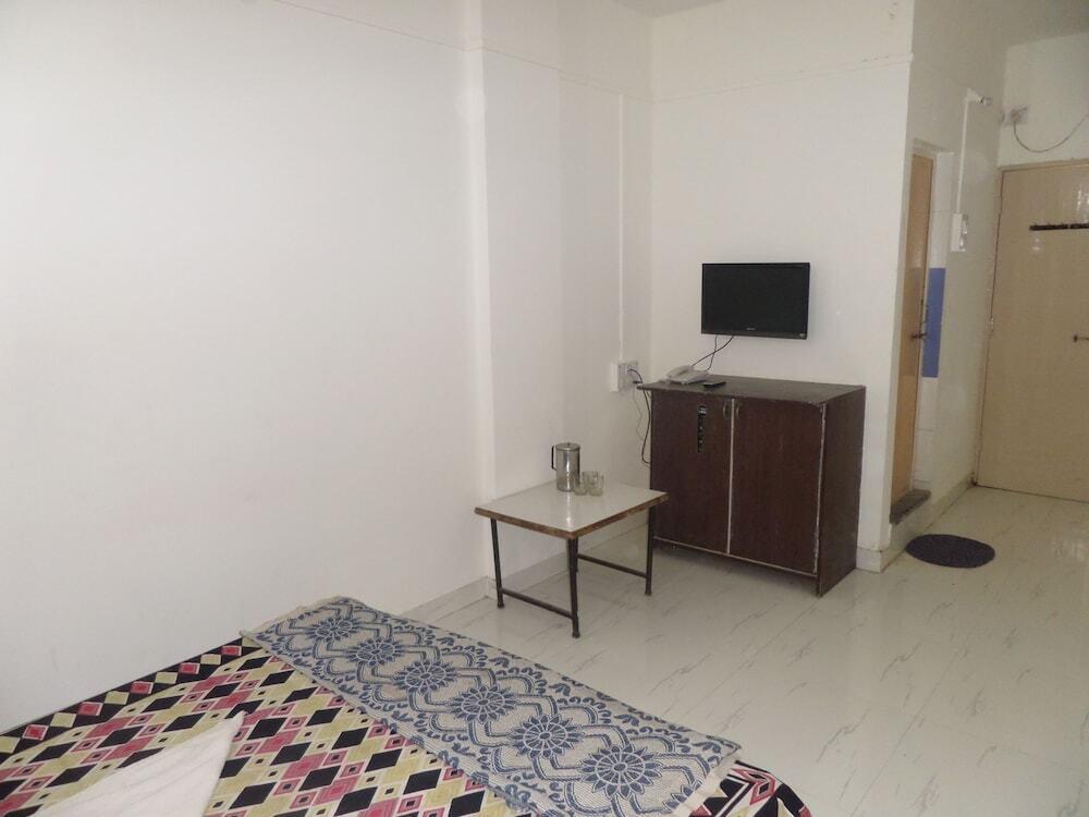 Пуна: Hotel Royal Lodging
