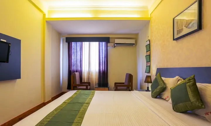 Кондотти: Hotel Malabar Inn