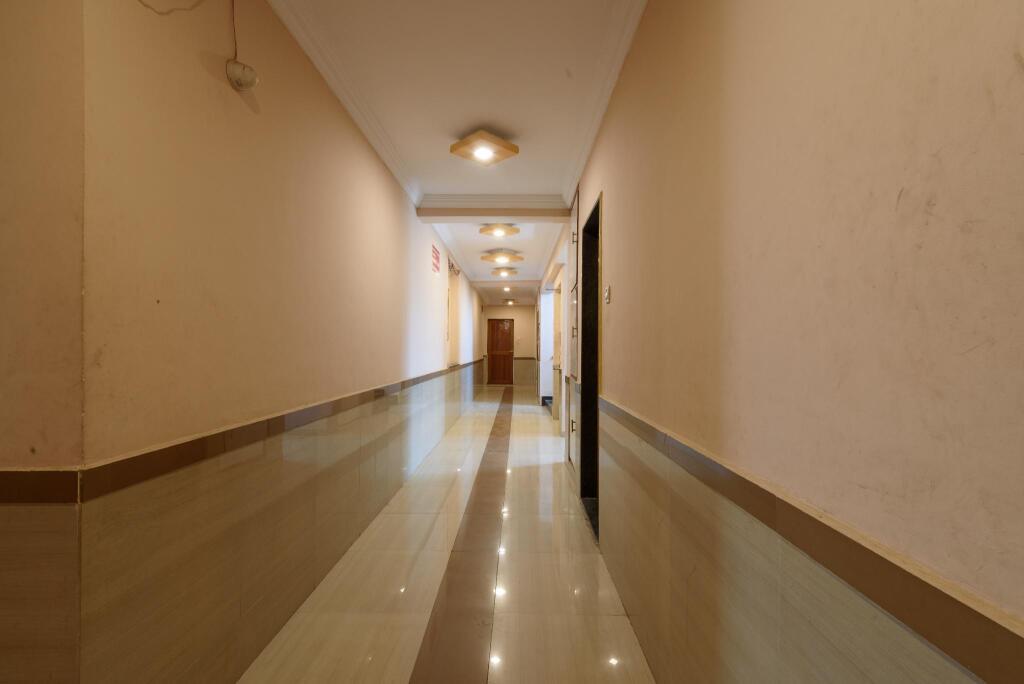 Ширди: Hotel Sai Shraddha