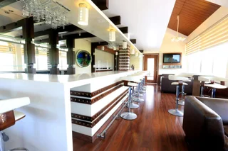 Кушалнагар: Leisure Vacations Down's Retreat Resort