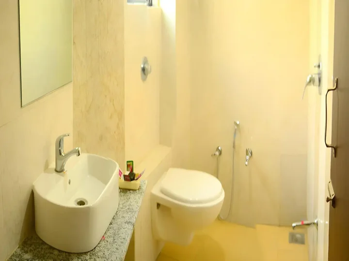 Калол: Hotel Royal Hill