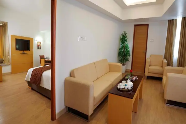 Тируванантапурам: The Central Residency