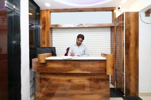 Кота: Hotel Gayatri Residency
