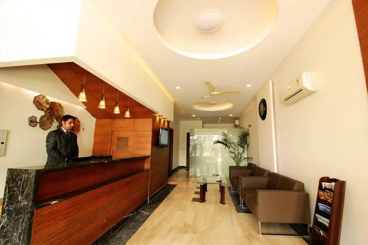 Бхивади: Hotel Inderlok Ananta