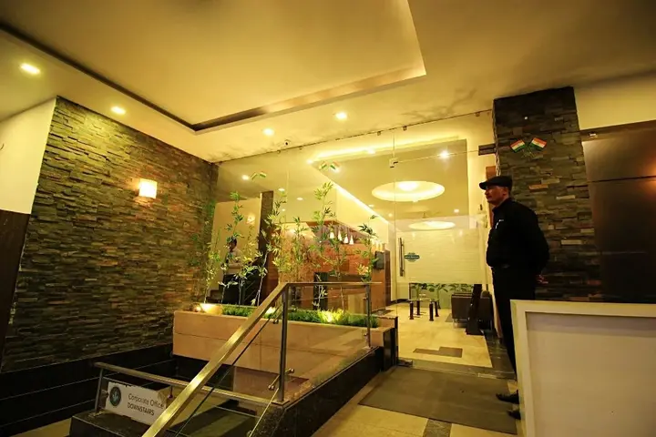 Бхивади: Hotel Inderlok Ananta