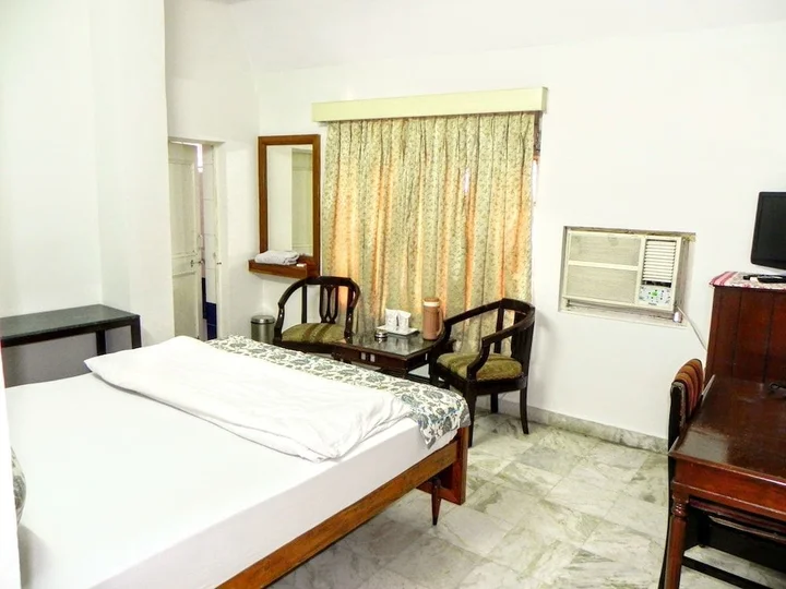 Кота: Hotel Kishan Kunj